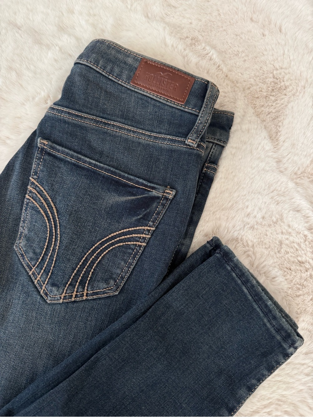 Hollister Women's Indigo Skinny Jeans